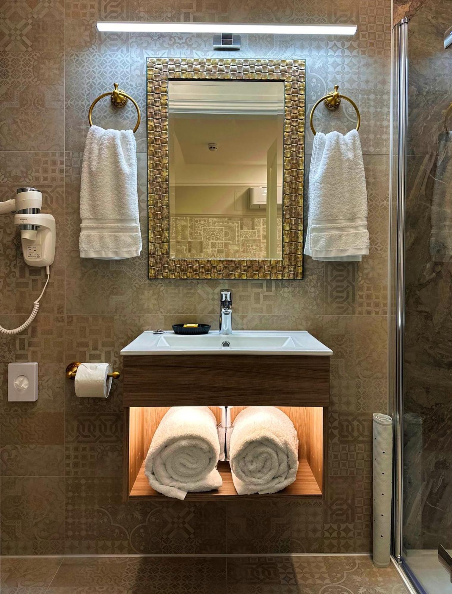 Riverside 5* Или